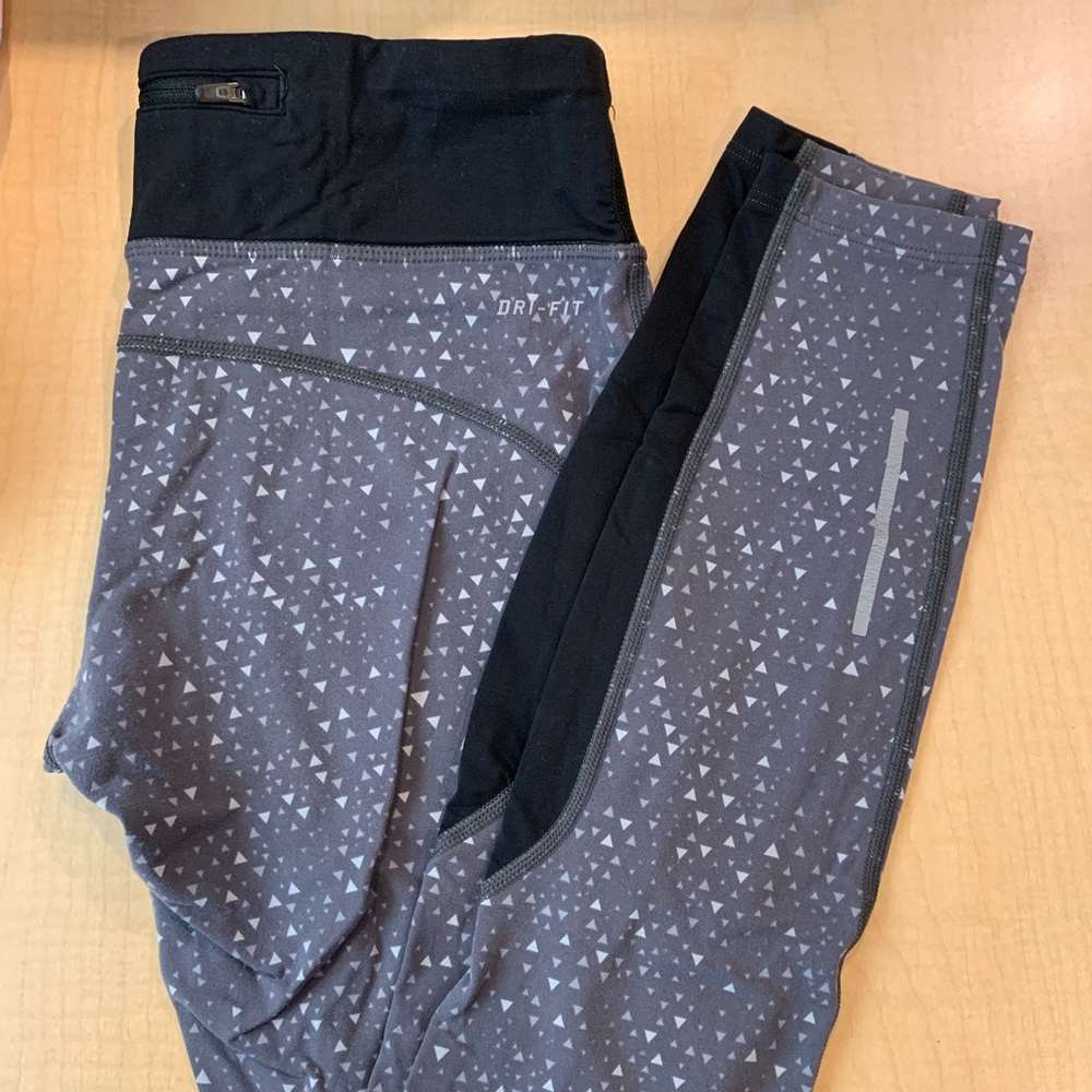 Nike athletic leggings - size small